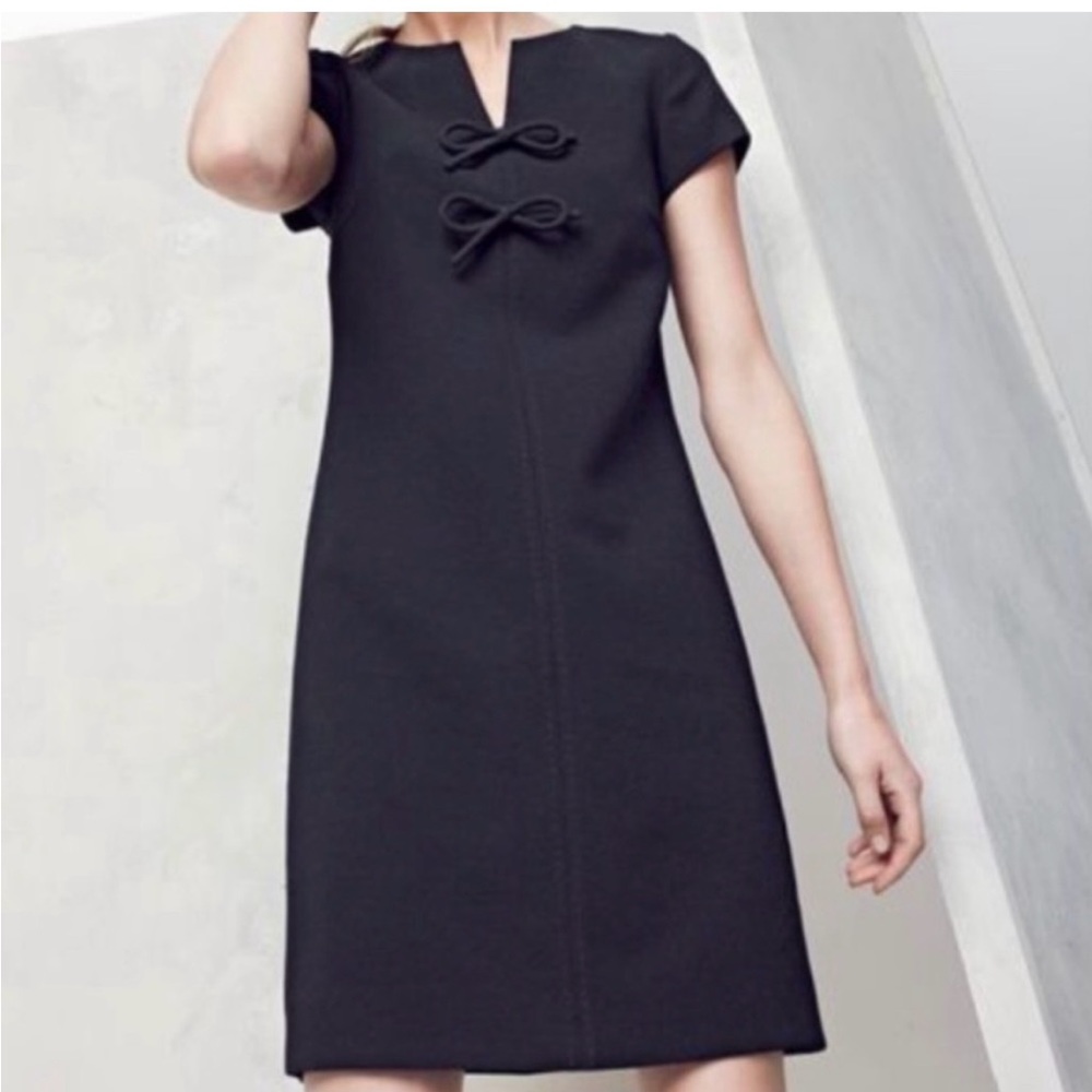 Short sleeve bow dress